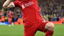 Bintang Liverpool asal Portugal, Diogo Jota meninggal dunia setelah mengalami kecelakaan di Spanyol saat menjalani liburan bersama adiknya, Andre Silva. Tampak dalam foto, Diogo Jota melakukan selebrasi setelah mencetak gol kedua Liverpool saat pertandingan sepak bola grup E Liga Eropa melawan Royale Union Saint-Gilloise di Stadion Anfield, Liverpool, Inggris pada 5 Oktober 2023. (Oli SCARFF/AFP)