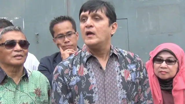 [VIDEO] News Flash; Perseteruan Jupe dan Depe, Bus Pariwisata, Trauma Polisi [seg.1]