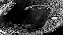 Stadion Nasional Chili menjadi saksi sejarah pada pertandingan final Piala Dunia FIFA 1962 di Chile (17/06/1962) (fifa.com)