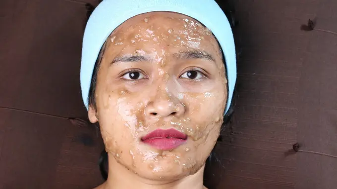 Banyak Manfaatnya, 5 Masker Buatan Rumah Ini Patut Kamu Coba