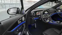 Interior Mercedes-Benz E-Class. (Carbuzz)