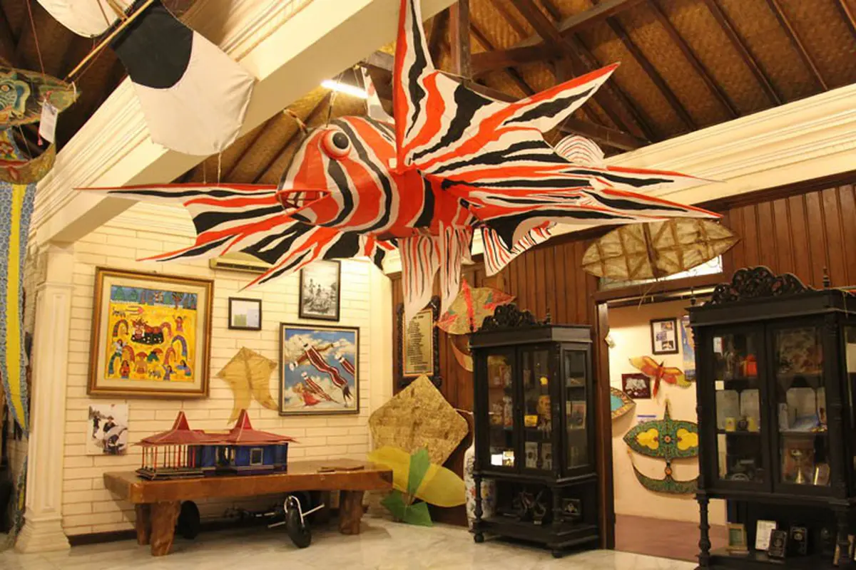 [Bintang] Museum Layang-layang