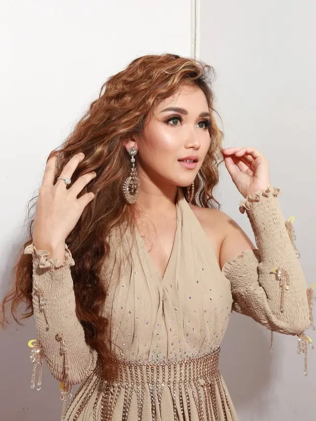 Ayu Ting Ting. (Foto: Instagram @ayutingting92)
