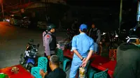 Pandemi Covid-19, Masih Banyak Warga Pekanbaru Bandel Nongkrong di Pinggir Jalan