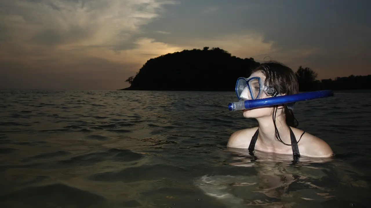7 Tips Snorkeling bagi Pemula yang Tidak Bisa Berenang