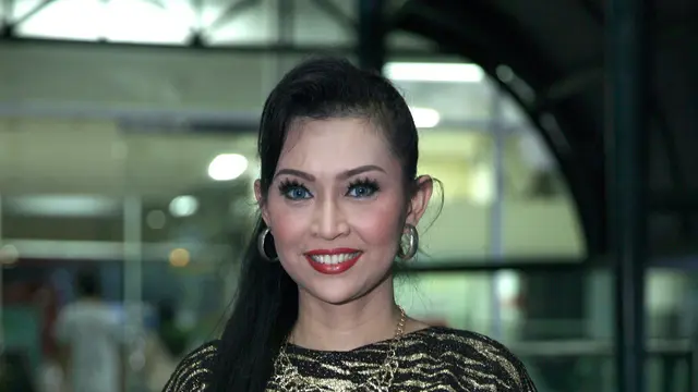 [Bintang] Ratna Listy