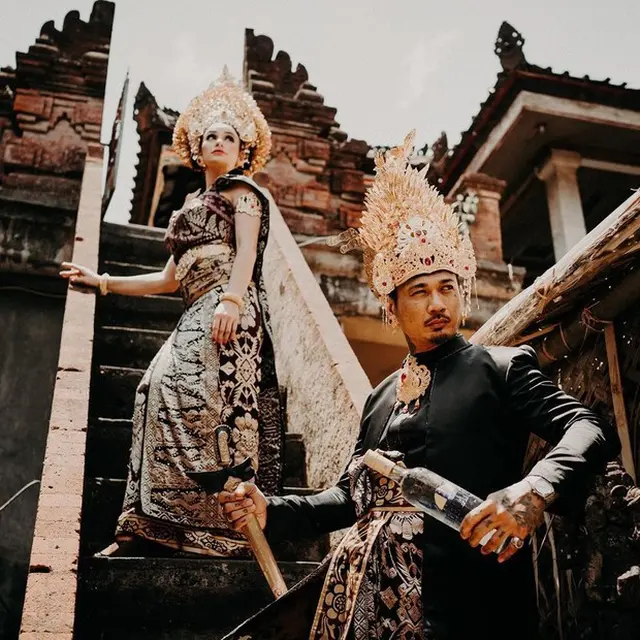 6 Artis Ini Prewedding dengan Tema Adat Bali, Venna Melinda Curi Perhatian
