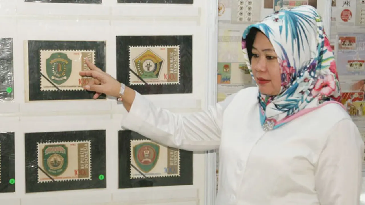 Kabiro Humas Setjen MPR RI Apresiasi Pameran Filateli DPR