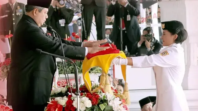6 Potret Terbaru Mega Ayundya Pembawa Baki HUT RI ke-67, Kini Jadi Polwan