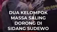 JPU KPK menuntut Bupati Pati nonaktif Sudewo dengan hukuman 8 tahun 6 bulan penjara dalam sidang di Pengadilan Tipikor Semarang, Senin (21/9/2026).

Suasana persidangan sempat memanas setelah massa pendukung dan penentang Sudewo terlibat aksi saling dorong sebelum sidang dimulai. Guna mencegah ke...