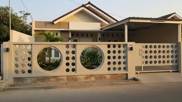 Ide Pagar Roster Modern yang Membuat Rumah Tampak Lebih Rapi/Gemini AI