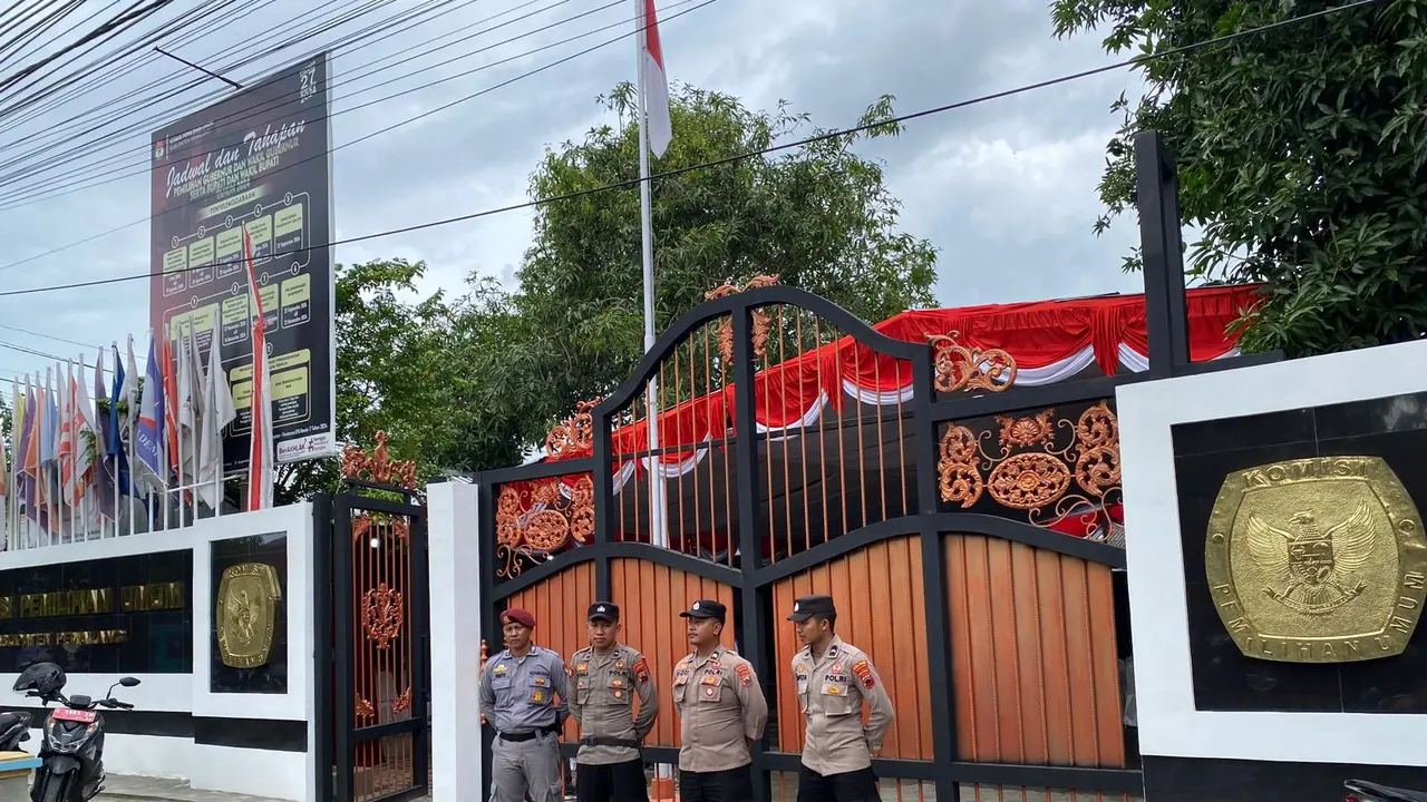 Pengamanan rekapitulasi suara Pilkada di Pemalang. (Foto: Liputan6.com/Humas Polres Pemalang)