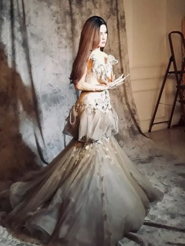 6 Potret Vicy Melanie Pakai Gaun Pengantin, Dikabarkan Segera Nikah dengan Kevin Aprilio