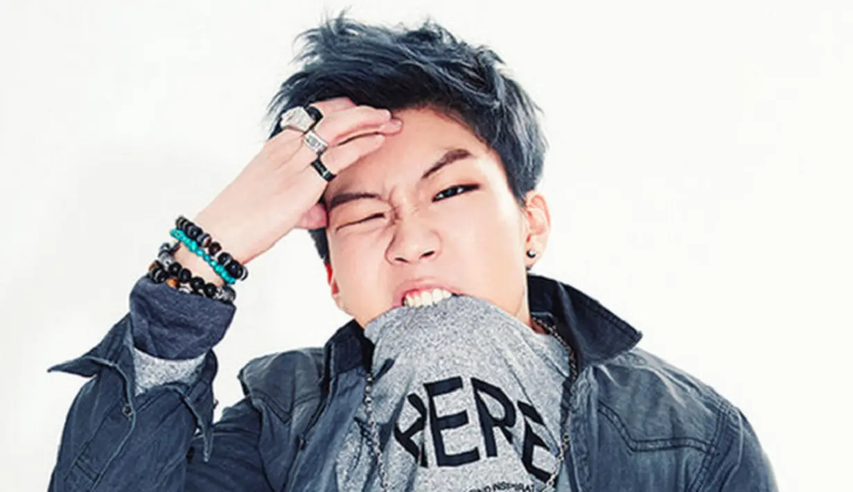 Dalam beberapa kesempatan, Lee Seung Hoon memberikan perhatian pada para penggemar WINNER yang akrab dipanggil Inner Circle. Seperti apa bentuk perhatian cowok ganteng ini pada penggemarnya? (Foto: Soompi.com)