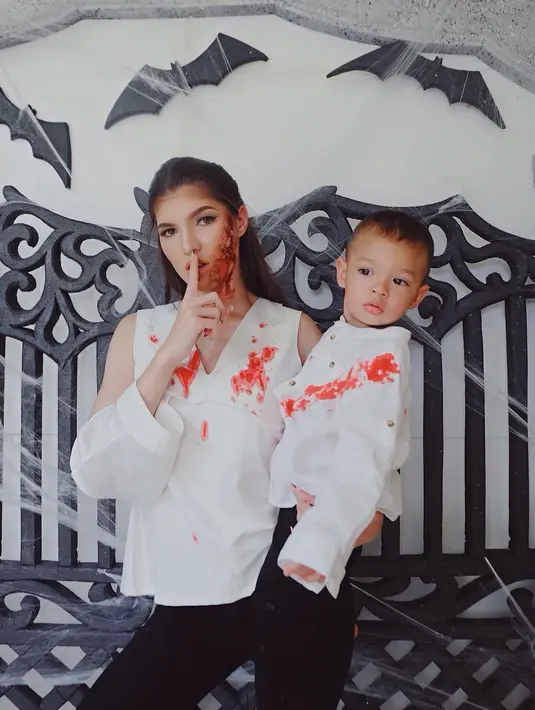 (Instagram/mikailapatritz)