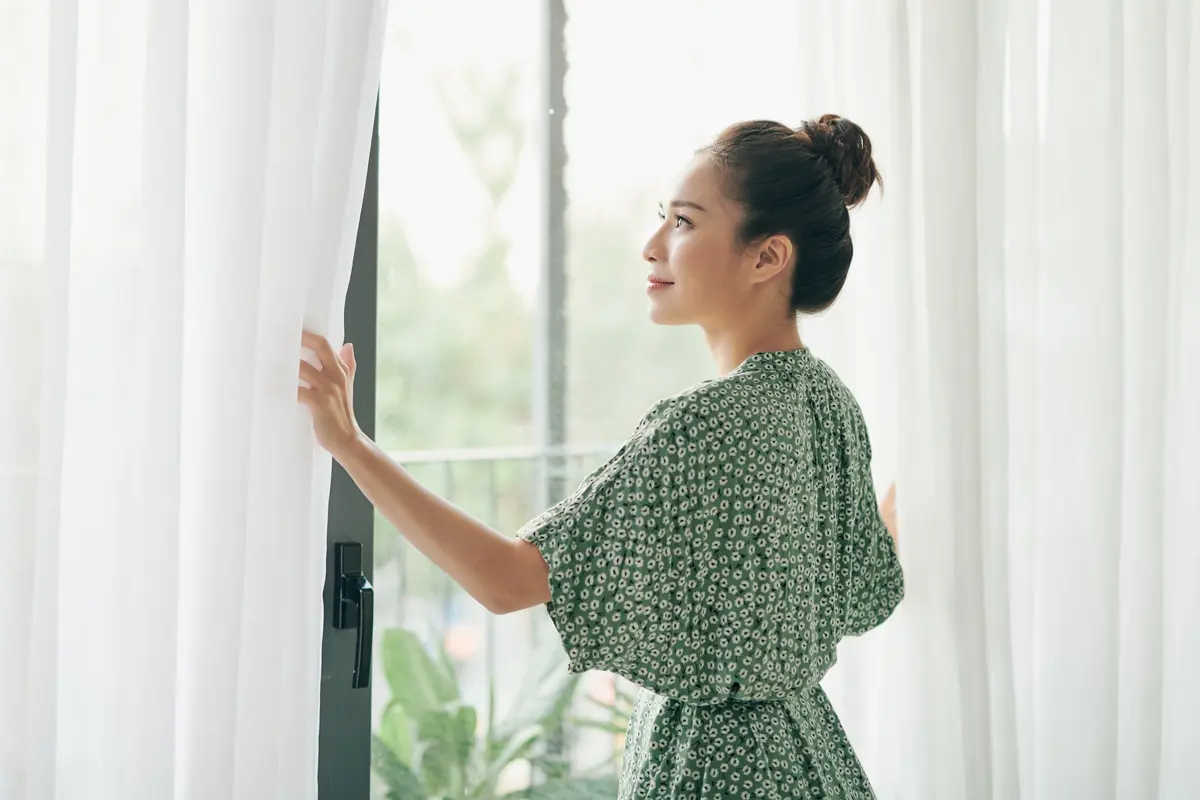 perempuan dan menguatkan diri