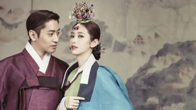 [Bintang] 8 Pasangan Artis Korea yang Beda Usia Belasan Tahun
