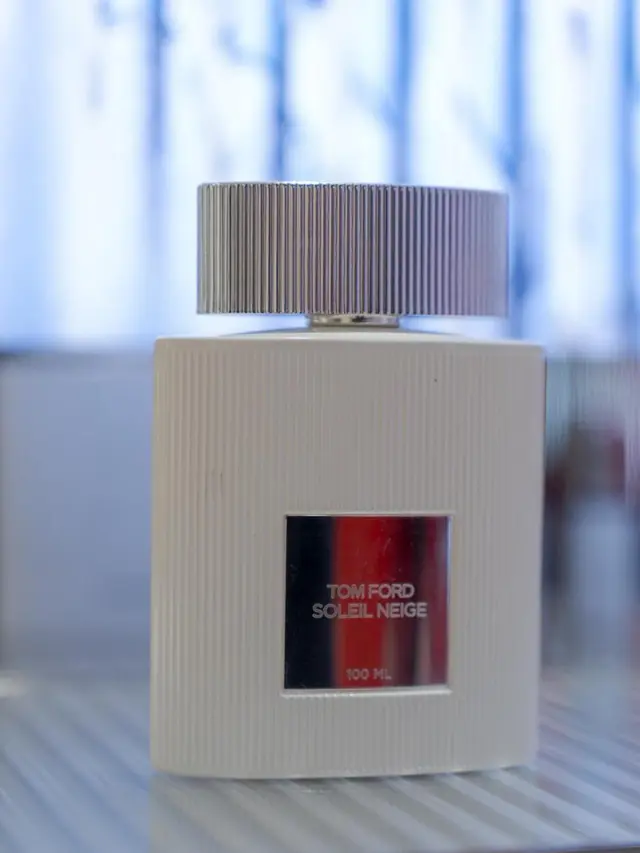 Tom Ford Soleil Neige, Parfum Clean Girl Luxury dengan Aroma Fresh yang Elegan