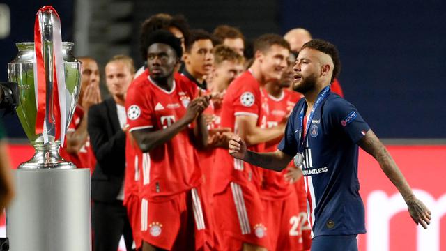 Gagal Persembahkan PSG Juara Liga Champions, Neymar Berlinang Air Mata