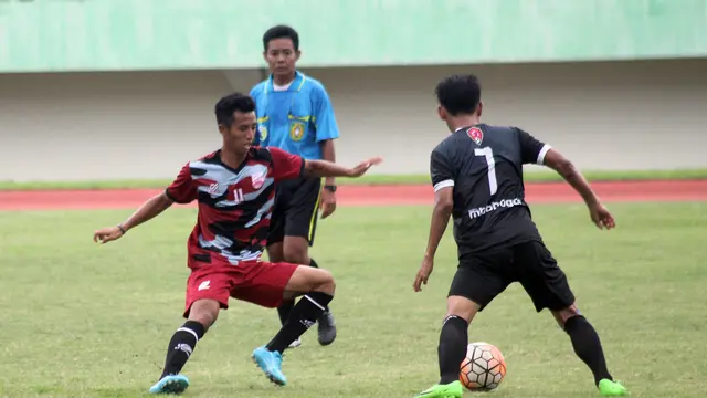 Persis Solo