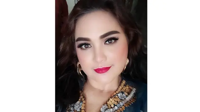 Ingat Mpok Lela Ibunya Ipeh di Sinetron Si Entong? Ini 6 Potret Terbarunya