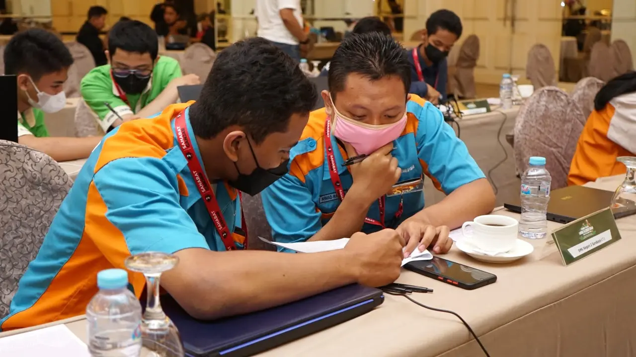 Lomba IT siswa SKJ Jatim. (Dian Kurniawan/Liputan6.com).