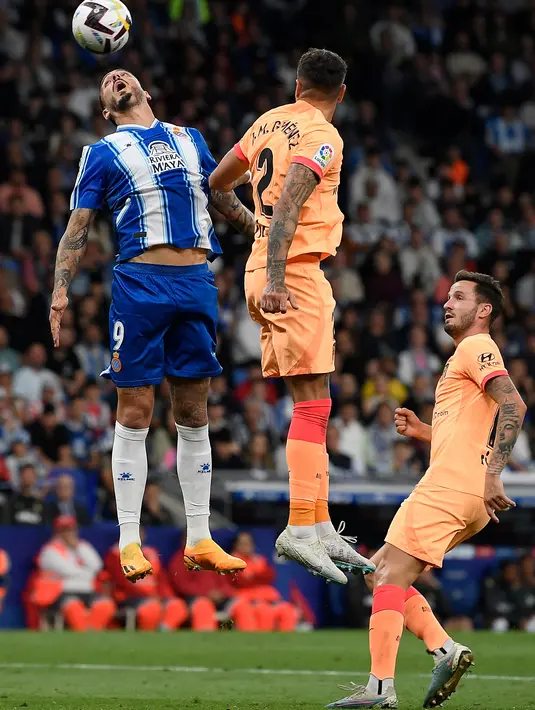 Sementara Espanyol masih terjebak di zona degradasi dengan meraup 35 angka. (Photo by Josep LAGO / AFP)