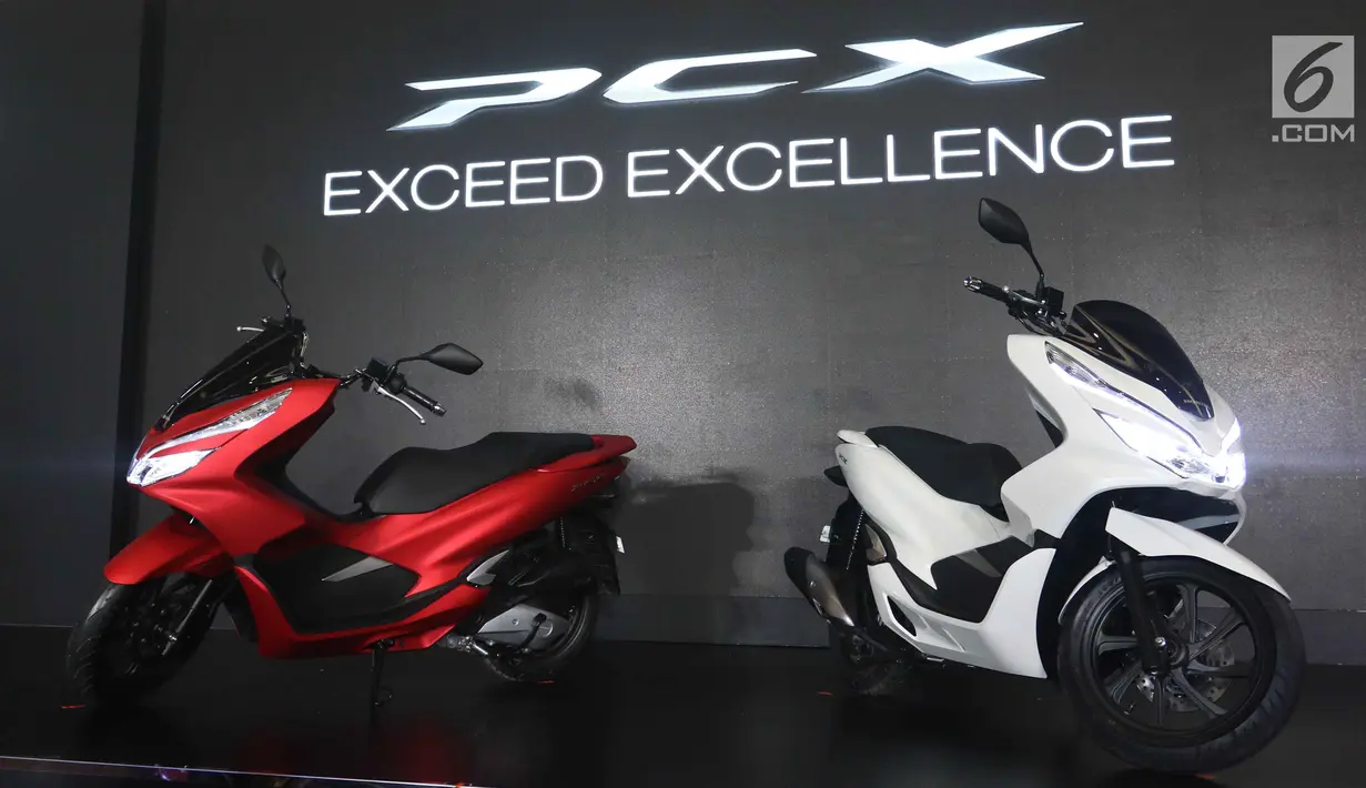 PT Astra Honda Motor meluncurkan skutik all new Honda PCX di Jakarta, Rabu (7/2). All New Honda PCX dibanderol dengan harga Rp 27 juta hingga Rp 30 jutaan. (Liputan6.com/Angga Yuniar)