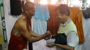 Kapolres Pekalongan AKBP Wahyu Rohadi mengatakan, akan menjamin pengamanan dan pengawalan para Biksu selama melintas di Kabupaten Pekalongan. (merdeka.com/Arie Basuki)