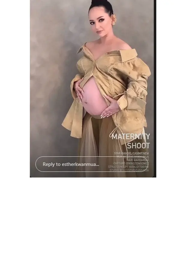 7 Gaya Maternity Shoot Angelica Simperler, Pamerkan Baby Bump