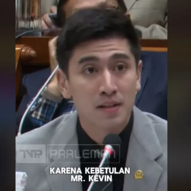 Gaya Bicara dan Bahasa Inggris Verrell Bramasta di Rapat DPR Soal Naturalisasi Pemain Timnas Indonesia Jadi Sorotan