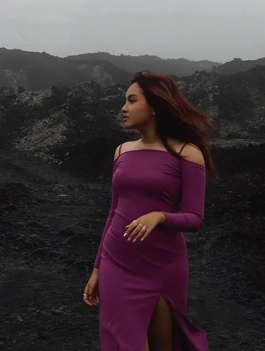 Tak seperti anak artis lainnya, Naja Dewi Maulana termasuk anak selebriti yang jarang terosort kamera. (FOTO: instagram.com/najandmm/)