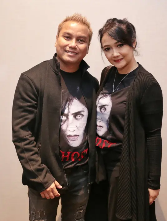 "Aku sudah terjun sejak tahun 1991. Sudah 27 tahun di dunia akting lah. Jadi yah memang enggak terlalu ngotot untuk menjaga eksistensi aja," ujarnya. (Adrian Putra/Bintang.com)