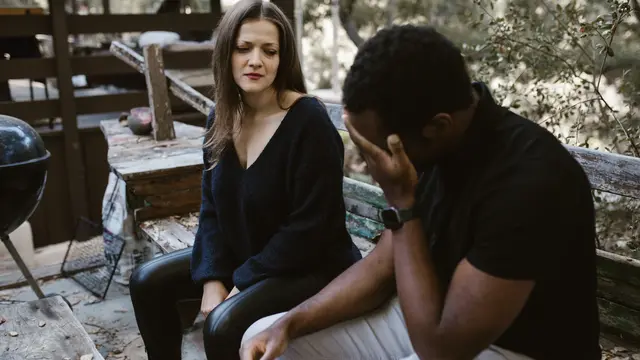 10 Ciri-ciri Red Flag dalam Hubungan, Patut Waspada!