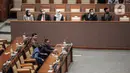 Rapat Paripurna ke-15 masa persidangan III tahun 2022-2023 dalam penyampaian laporan hasil uji kelayakan dan kepatutan Calon Anggota KPI periode 2022-2025 di Kompleks Parlemen, Senayan, Jakarta, Selasa (7/2/2023). Rapat Paripurna tersebut mengesahkan calon Anggota Komisi Penyiaran Indonesia (KPI) Periode 2022-2025. (Liputan6.com/Faizal Fanani)