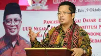 Wakil Ketua MPR RI Mahyudin menyambangi masyarakat Desa Sekurou Jaya, Long Ikis, Paser dalam rangk kegiatan Sosialisasi Empat Pilar MPR RI.