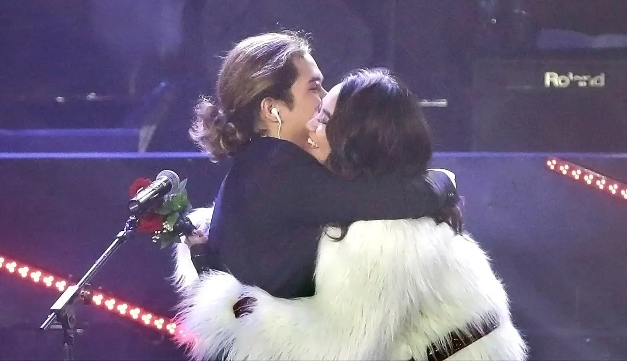 Aaliyah Massaid dan Dul Jaelani (Bambang E Ros/Fimela.com)