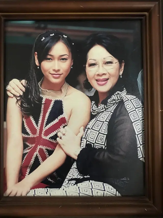 Inul Daratista dan Titiek Puspa