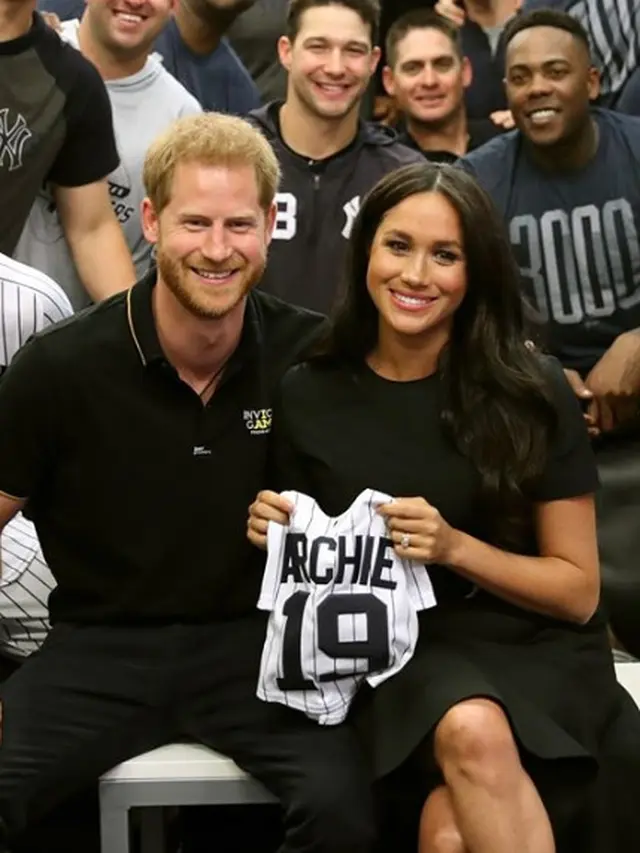 Cerita Romantis Di Balik Cincin Berlian Meghan Markle