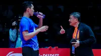 Tunggal putra Indonesia, Jonatan Christie, gagal lolos ke semifinal BWF World Tour Finals 2019. Jojo kalah 14-21, 14-21 dari Kento Momota pada laga ketiga Grup B di Tianhe Gymnasium, Guangzhou, Jumat (13/12/2019). (dok. PBSI)
