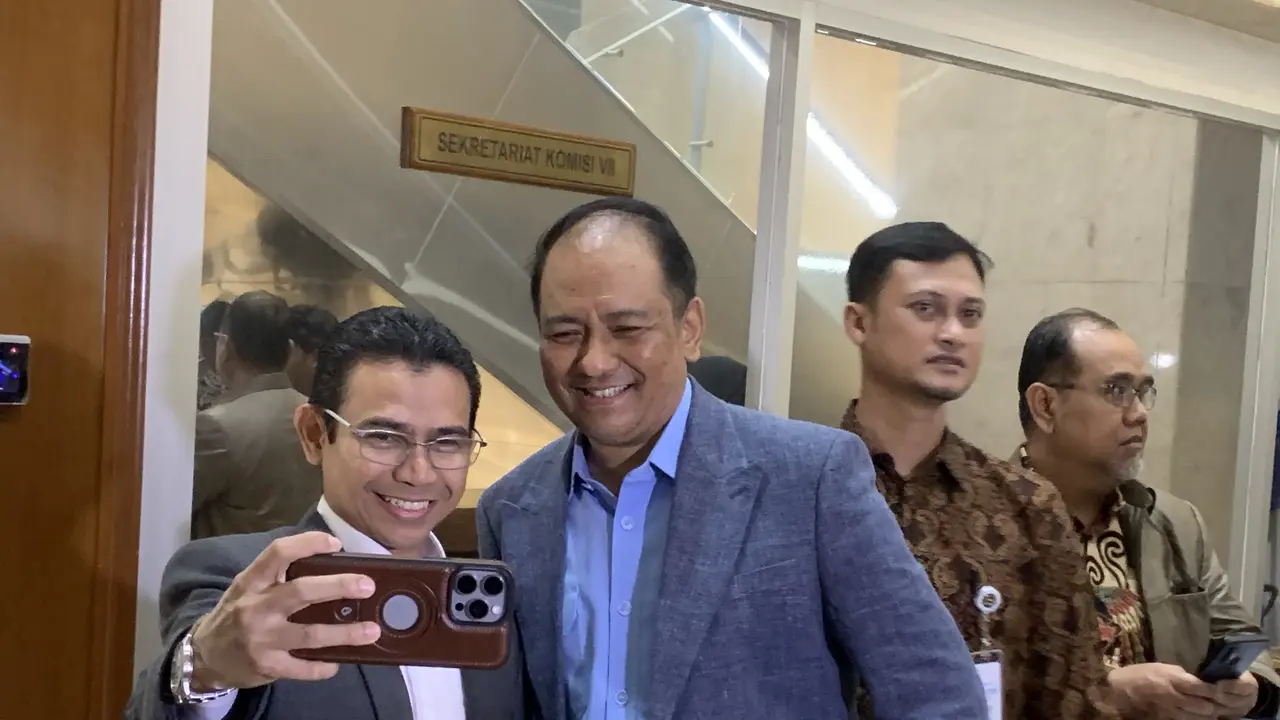 Dirut LPP RRI Hendrasmo usai rapat bersama Komisi VII DPR, Rabu (12/2/2025).