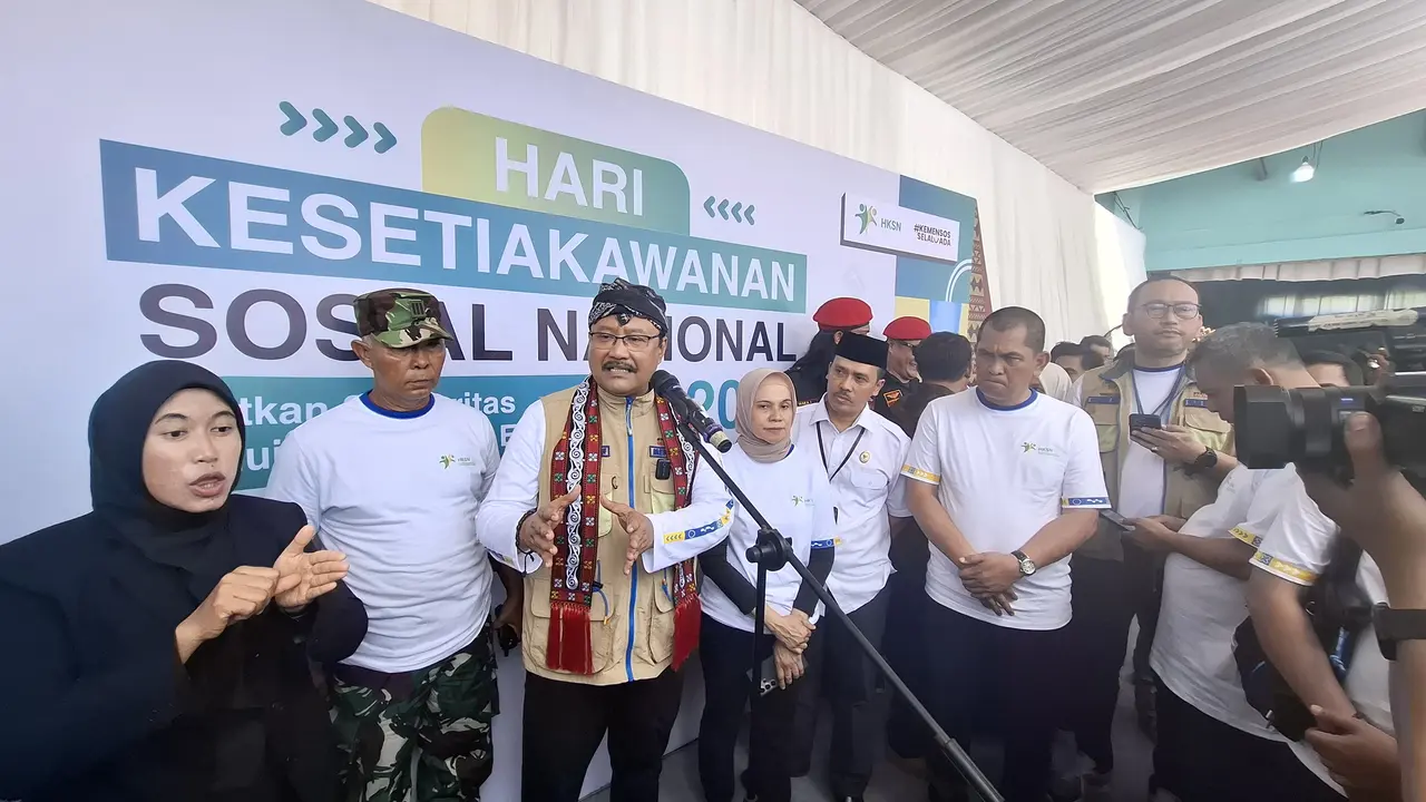 Mentri Sosial (Mensos), Saifullah Yusuf berkunjung ke Kabupaten Pringsewu, Lampung. Foto : (Liputan6.com/Ardi).