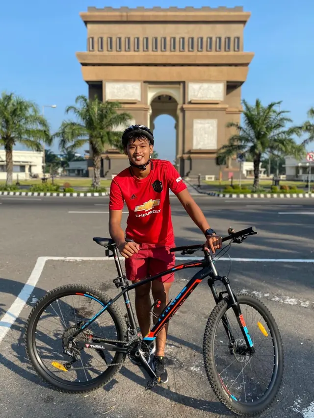 Kembali Gacor, Ini 5 Potret di Luar Lapangan Septian Bagaskara Striker Persik