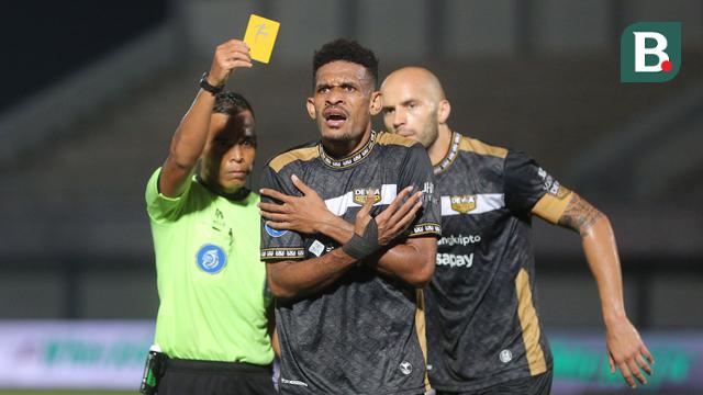 Dewa United vs Persib Bandung - BRI Liga 1 2023/2024