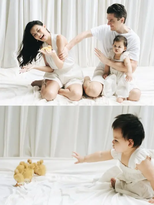 <p>Menariknya, mereka berfoto dengan beberapa anak bebek warna kuning. Membuat pemotretan tersebut semakin menarik. [@patriciagouw]</p>