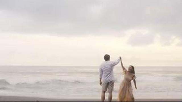 Mutia Ayu Unggah Foto Mesra Bareng Pria, Ini 6 Potretnya