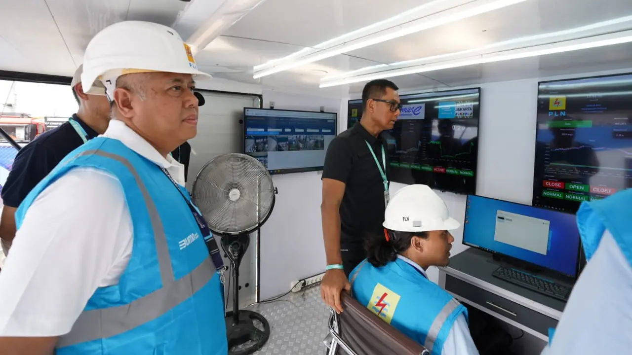 PT PLN (Persero) sukses memasok listrik tanpa kedip selama ajang balap Formula E 2023 yang digelar di Jakarta International E-Prix Circuit (JIEC) pada 3-4 Juni 2023.
