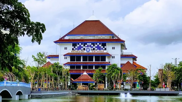Kampus Unair Surabaya. (Dian Kurniawan/Liputan6.com)