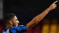 7 - Achraf Hakimi (Inter Milan) - Kecepatan: 95 dan Akselerasi: 93. (Photo by Tiziana FABI / AFP)