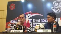 Pelatih Timnas Bahrain U-23, Samir Chammam, mewaspadai seluruh pemain Timnas Indonesia U-23 karena sama sekali tidak mengetahui karakteristik masing-masing penggawa. (Bola.com/Zulfirdaus Harahap)